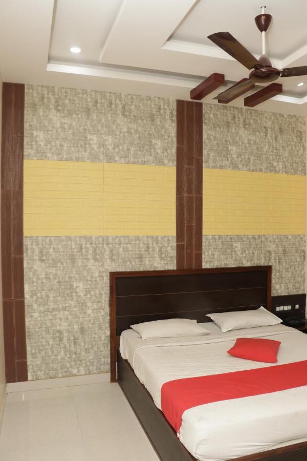 E S Residency Theni Exterior foto