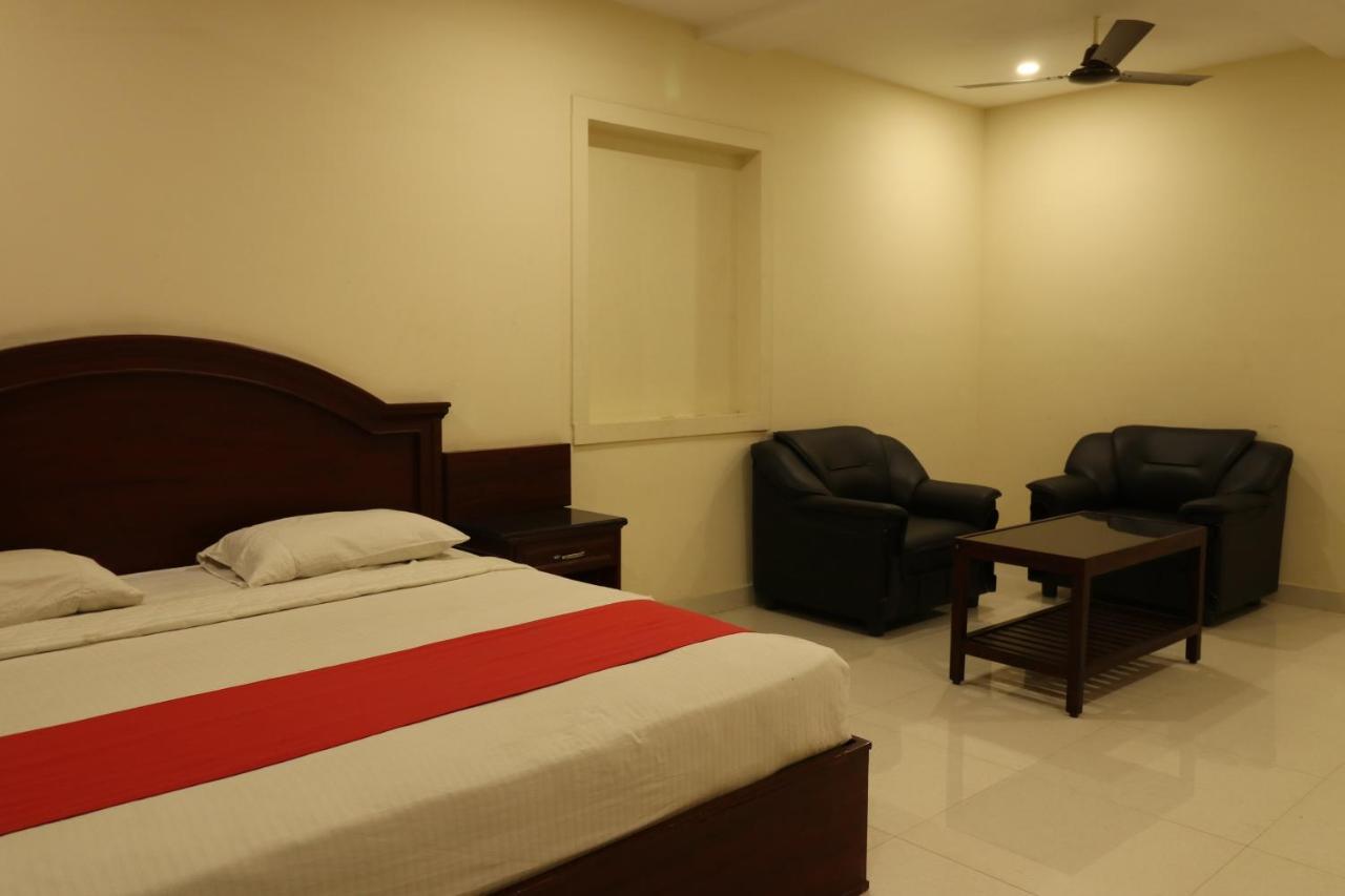 E S Residency Theni Exterior foto