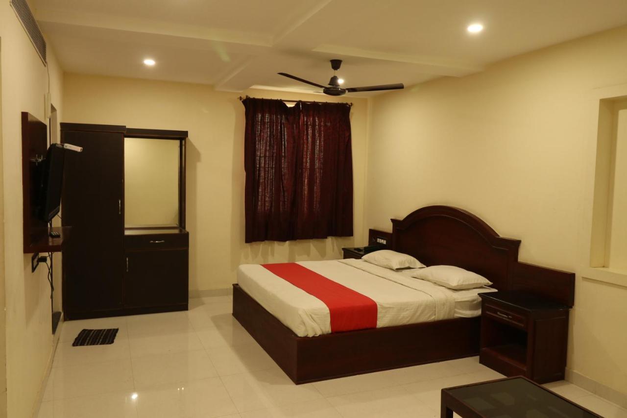 E S Residency Theni Exterior foto