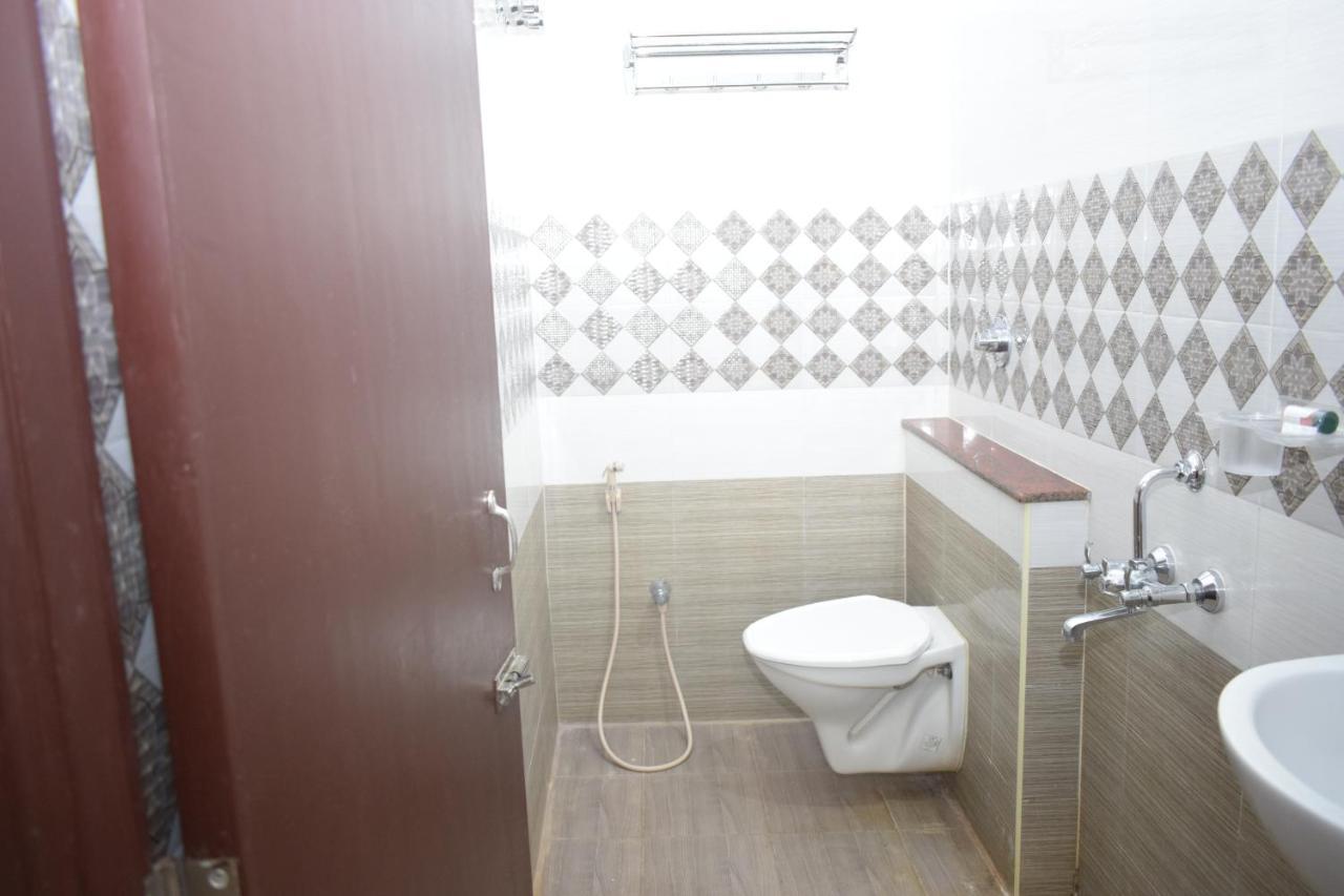 E S Residency Theni Exterior foto